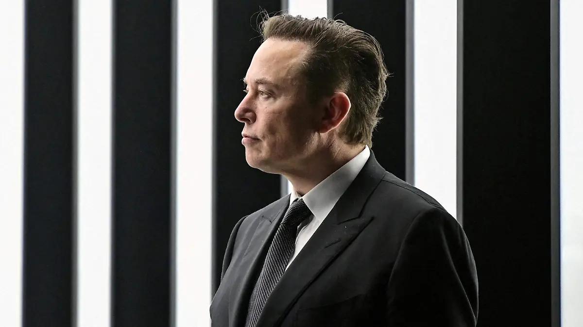 Tesla propone paquete salarial para Musk que podría convertirlo en billonario