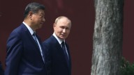 Putin utiliza su viaje al desfile de Pekín para contrarrestar su aislamiento internacional