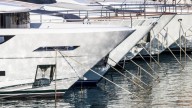 Polémica por una macrofiesta en un yate de grandes dimensiones en el puerto de Ibiza