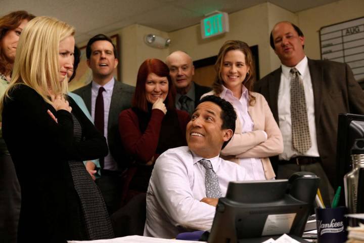 The Office Stars Win Top Prize on Who Wants to Be a Millionaire