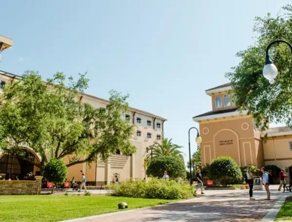 Florida And Iowa Lawmakers Aim To Shed Light On True Cost Of Student Loans