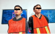 Policías sorprenden a ladrones dentro de refaccionaria