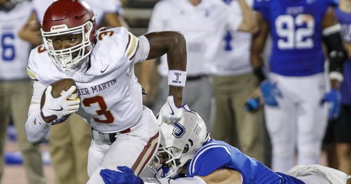 Brother Martin-Jesuit winner took an early lead but needed last
