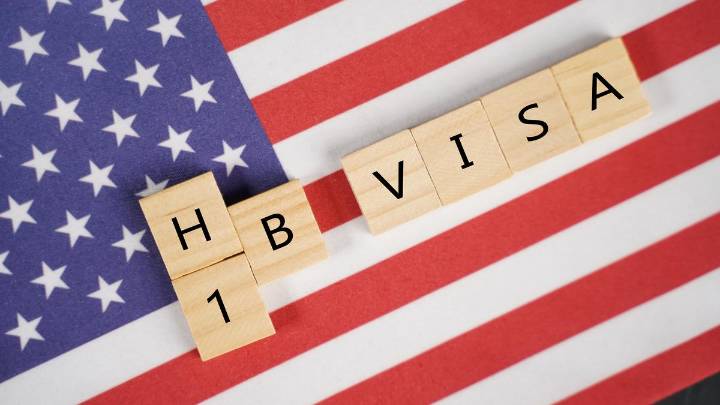 U.S. Govt. proposes new H-1B visa process with wage tiers to replace lottery system