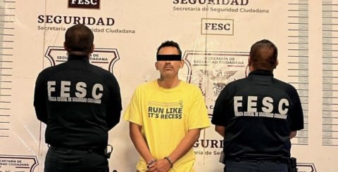 Detienen a hombre que amenazó con mandar a golpear a su pareja, proveedora del hogar