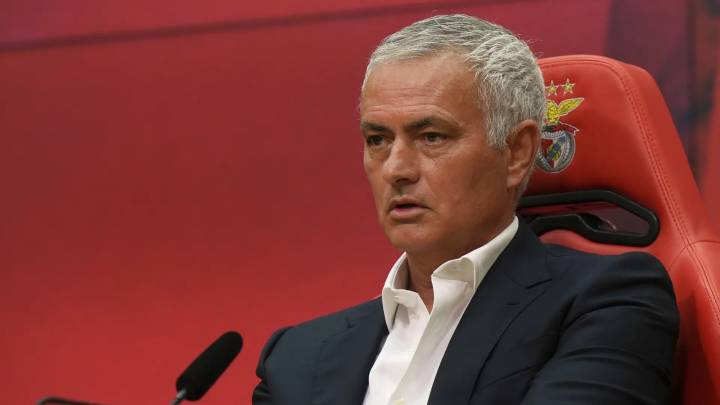 José Mourinho es el nuevo entrenador del Benfica