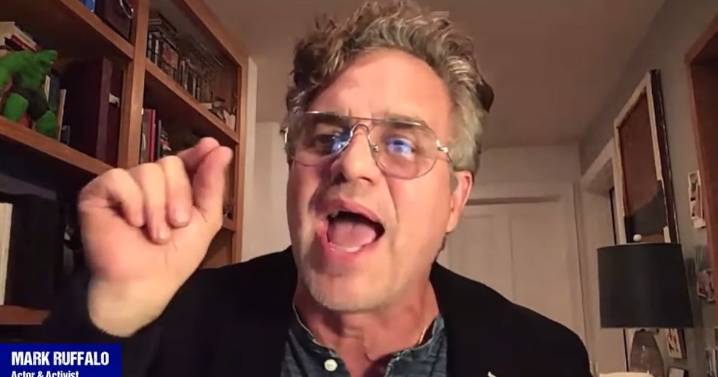 Mark Ruffalo Furiously Tears Into Trump After Jimmy Kimmel Axed: ‘Our Freedom of Speech Is Being Attacked’