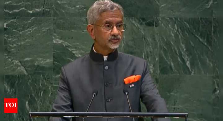 EAM Jaishankar slams US on trade, backs Russian oil buy