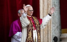 Jelly Roll Shows Off Weight Loss & Meets Pope Leo XIV in Rome: ‘From Rock Bottom to Holy Ground’