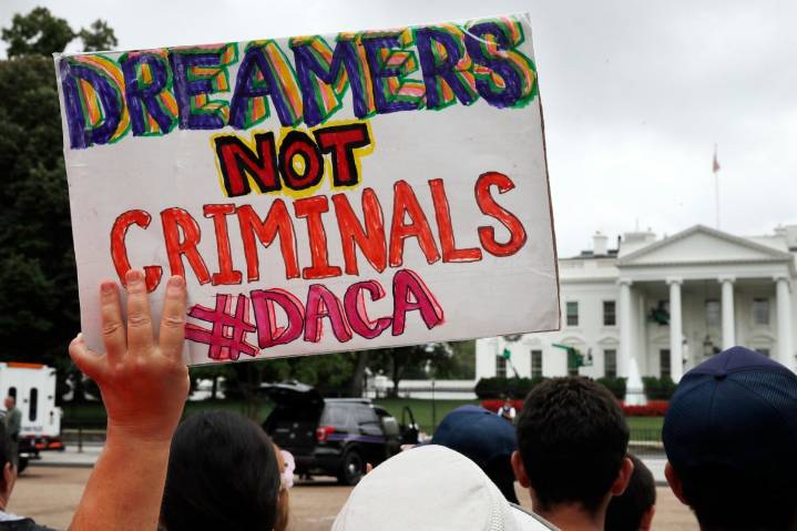 La coalición Home is Here denuncia que ICE ha detenido a cerca de 20 Dreamers