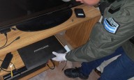 Gendarmería allanó domicilios buscando material de abuso infantil trucado con inteligencia artificial