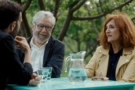 Repaso a toda una vida: Elvira Lindo no se deja nada en su cara a cara con Gonzo en ‘Salvados’