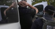 Immigration official: More than 400 arrested in Chicago area