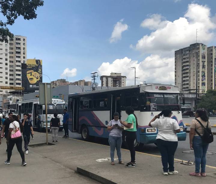 Usuarios exigen la Gaceta Oficialen las unidades de transporte