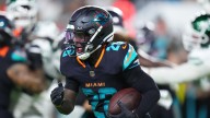 De'Von Achane pushes Dolphins lead to 24