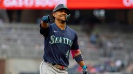Rodríguez hits 2 homers, Raleigh gets his 52nd, and Mariners down Braves 10