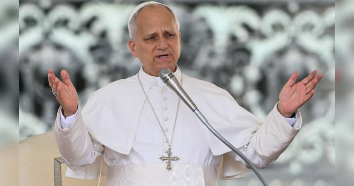 Papa León XIV descarta que Iglesia Católica promueva reformas sobre la comunidad LGBTQ+ y el matrimonio igualitario