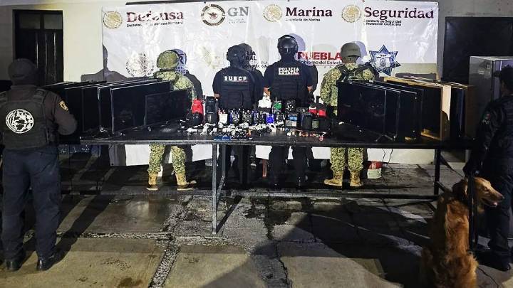 Confiscan desde dinero hasta refrigeradores en penal de Tehuacán