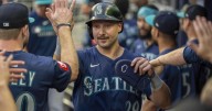 Rodríguez hits two homers to help Mariners down Braves 10