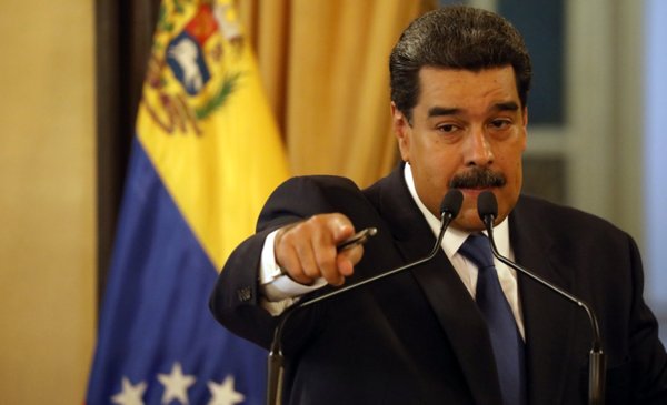 Maduro dice que EE. UU. va por los recursos de Venezuela con "una narrativa de Hollywood"