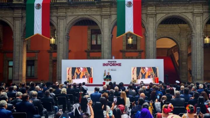 Ante señalamientos, Sheinbaum afirma abasto de medicamentos encima del 90%