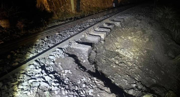 Machu Picchu: daños en vía férrea impiden la evacuación de más de 200 turistas varados