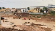 Las fuertes lluvias provocan la caída de un talud del barranco de Picanya, Valencia