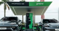 Por qué Porsche aumenta su apuesta por los autos eléctricos, según su CEO de Brasil