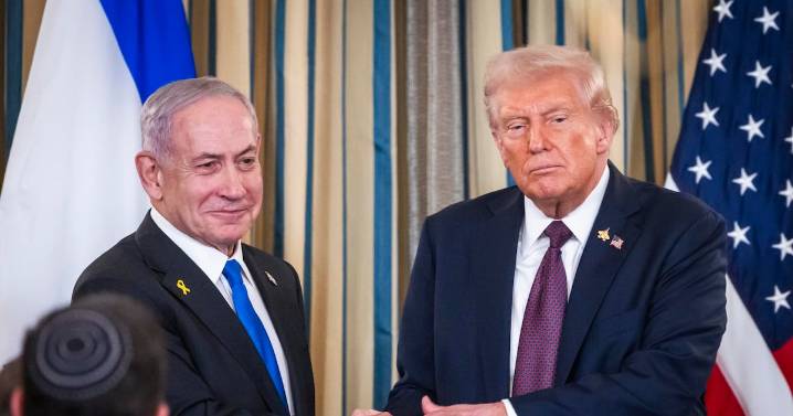 Trump dice que Netanyahu acepta su propuesta de fin de la guerra en Gaza; Hamás revisará el acuerdo