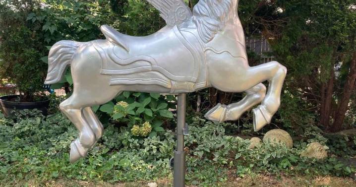 Horse of a different color: Cocktails & Carousels fundraiser transforms carousel figures into works of art
