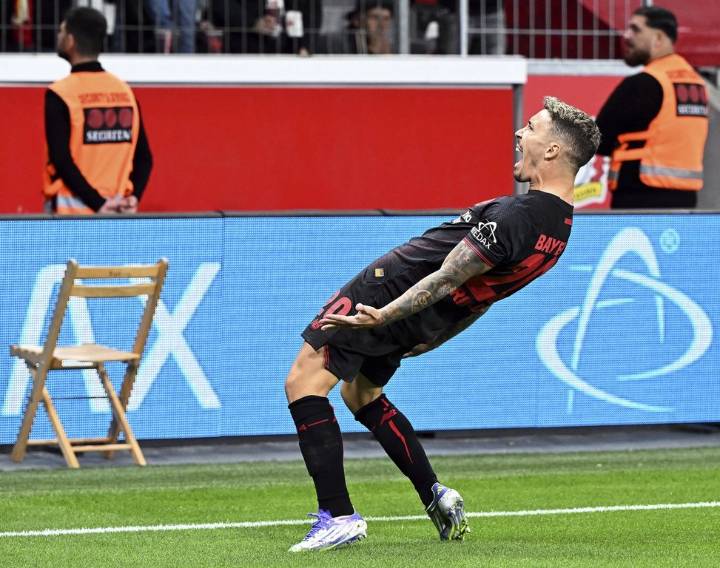 Leverkusen fights past in-form Frankfurt to earn first Bundesliga win – Winnipeg Free Press
