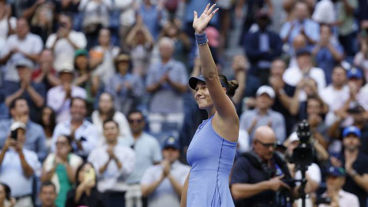Amanda Anisimova takes down Iga Swiatek at US Open to avenge Wimbledon loss