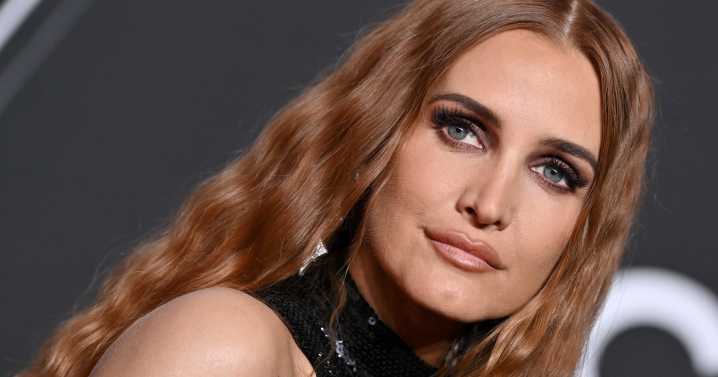 Celebrities Revived Crimped Hair at the 2025 VMAs