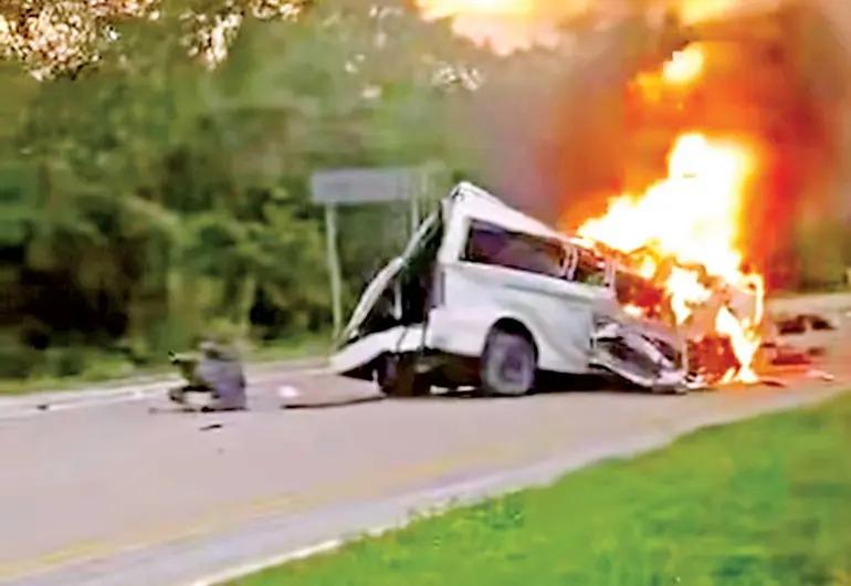 Accidente deja 15 muertos en Yucatán; ocurrió en la carretera Mérida