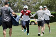 Dolphins' Tua: Relationship with Tyreek Hill fixed