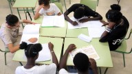 La vida de los niños migrantes en Canarias: "Somos personas, pero nos tratan como muebles"