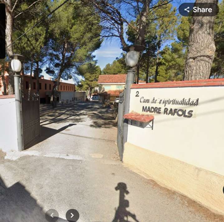 Vecinos de Las Viñas piden información sobre la creación de un centro de acogida en su barrio