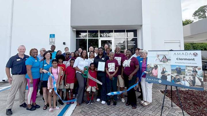 Amada Senior Care Celebrates Ribbon Cutting with South Lake Chamber of Commerce