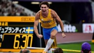 Imparable: Armand Duplantis volvió a batir el récord mundial de salto con garrocha con la marca de 6,30 metros