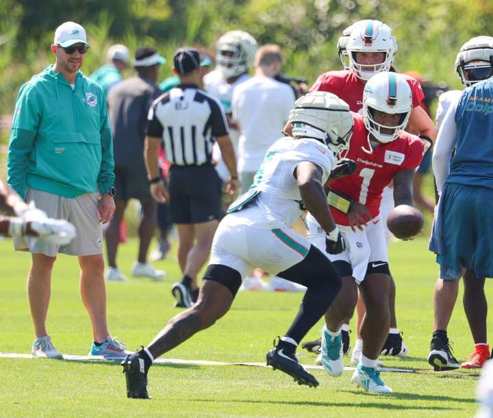 Dolphins' Jaylen Wright knee injury update