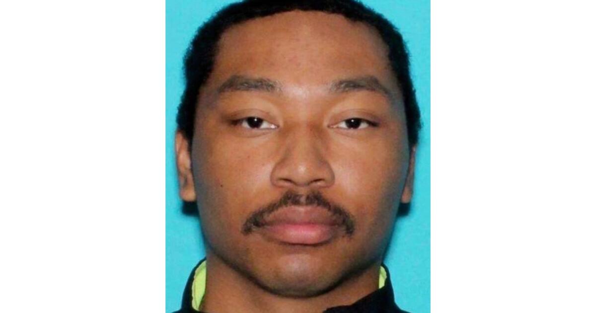 Former L.A.-area football player who killed four in a Manhattan office building had CTE