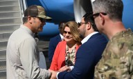 El secretario de Guerra, Peter Hegseth, se encuentra en Puerto Rico junto al jefe del Estado Mayor de las Fuerzas Armadas