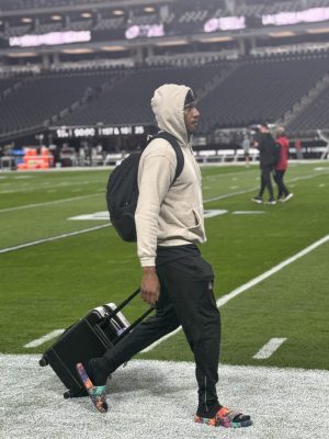Atlanta Falcons Notebook: A win is a win, rookies step up in a big way on the road