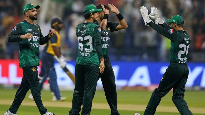 PAK Vs SL Live Cricket Score, T20 Asia Cup 2025 Super Four: Pakistan Send Half Of Sri Lankan Team Back To Dressing Room