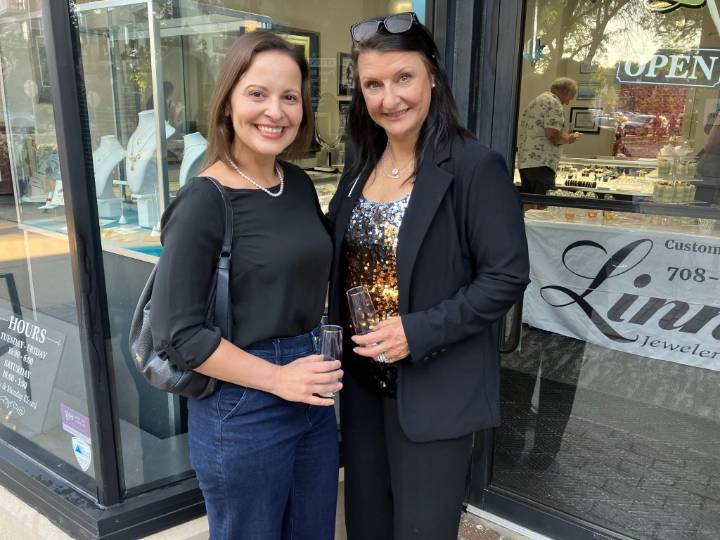 Linnea Jewelers marks 3 decades in La Grange with ownership change