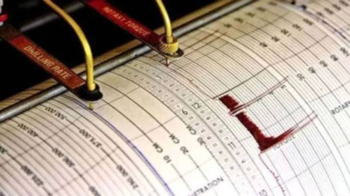 Magnitude 5.6 earthquake strikes coast of southern Peru, EMSC says