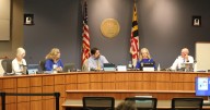 School board committee wrestles with balance of free speech, limits for public comments