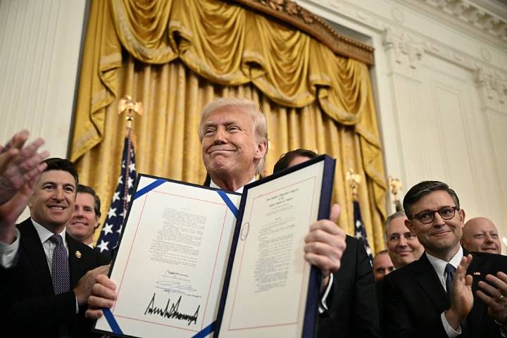 Trump Family Gains Another $5Billion in Crypto Profits. Critics Call It Corruption.