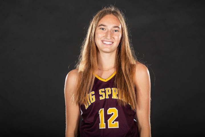 Maria Tandle leads Big Spring to field hockey victory over Waynesboro