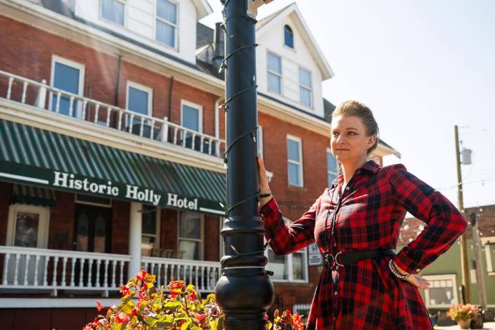 Claims of financial mismanagement, censorship punctuate Holly tax drama